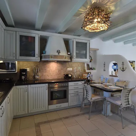 Yria Paros Feriehus *